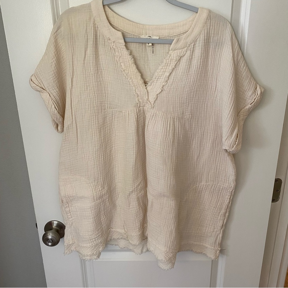 Entro Ivory Textured Blouse